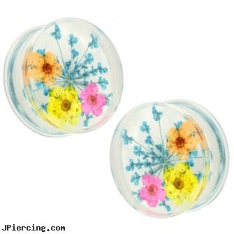 Pair Of Blue  Dried Flower Clear Acrylic Saddle Fit Plugs, torn penis piercing repair, black and blue titainum tongue rings, body jewelry blue heart, flower nipple shields, flower shaped labret jewerly